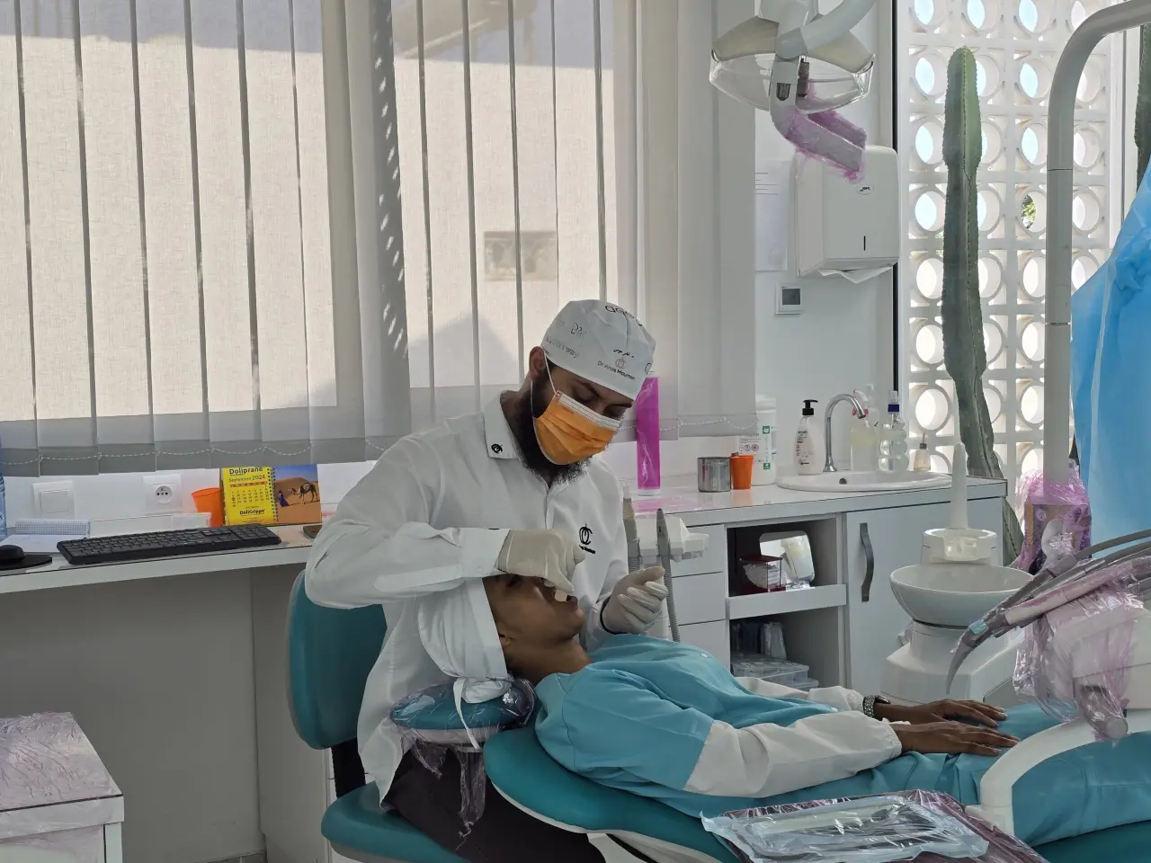 Soins dentaires au cabinet Dr Chiguer Redouane à Tétouan
